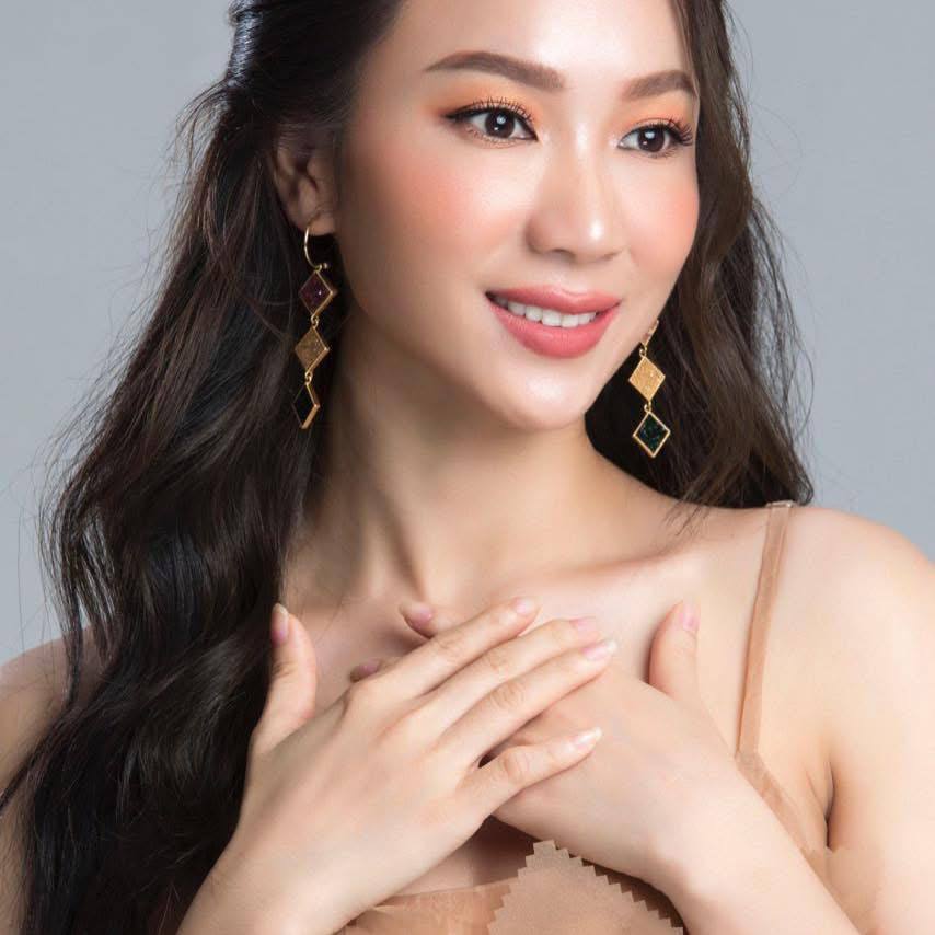 Chị Linh